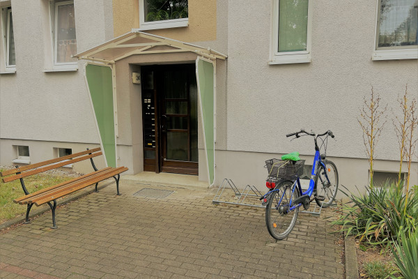 3RaumWE, bequem in der 2.Etage, ruhig, viel Grün, alles schick.