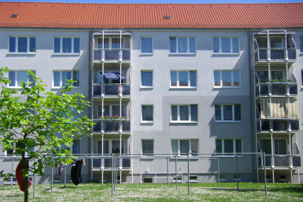 2Raumwohnung mit Wohnküche im Erstbezug, plus Gäste-WC.