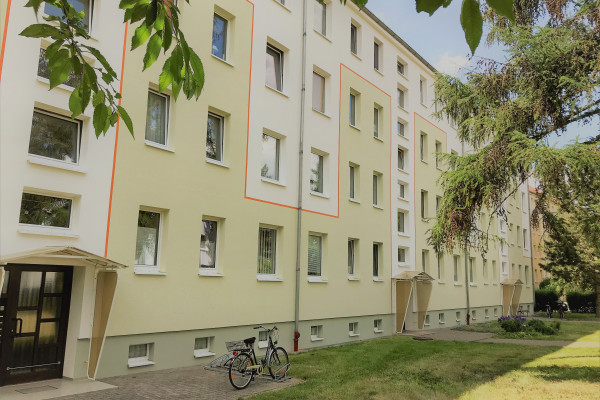 Schicke 3Raumwohnung mit Einbauküche, bequem in der 2.Etage.