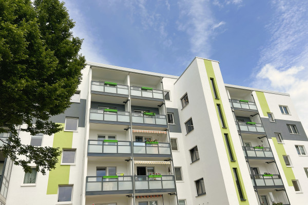 Herrliche 4-Raumwohnung mit Aussicht und Aufzug im Erstbezug.