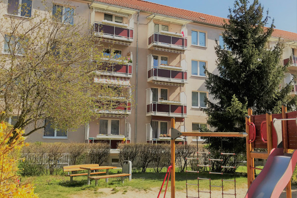 Schmucke 3Raumwohnung im Erstbezug, gepflegt und ordentlich.