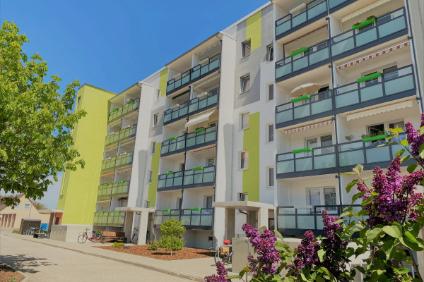 Tolle 2-Raumwohnung mit bester Aussicht und zwei Balkonen. Zwei!