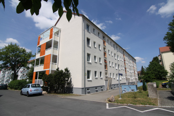Ruhige 2,5-Raumwohnung am Steinhof mit atemberaubendem Ausblick über die Dächer Wurzens.
