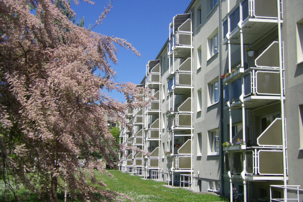 Erstbezug einer modernen Familienwohnung mit Balkon